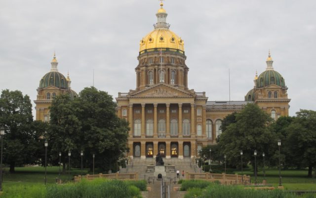 Bill Would Eliminate Iowa Individual Income Tax
