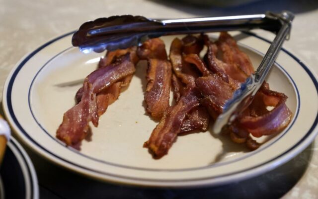 Will New Bacon Law Begin? California Grocers Seek Delay