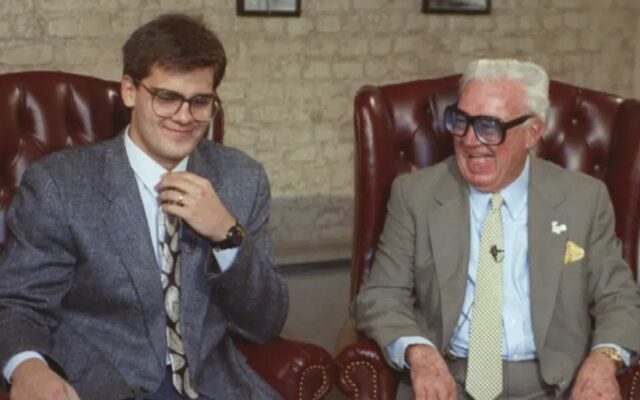 Chip Caray Follows Grandpa’s Footsteps as Voice of Cardinals